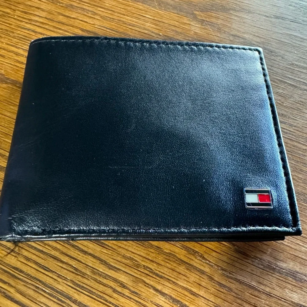 Tommy Hilfiger small tommy